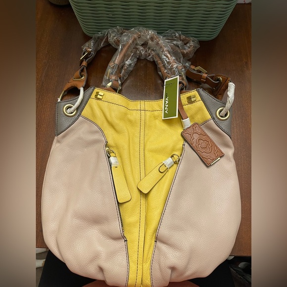 NWT OR YANY Pebble Leather Colorblock Victoria Yellow, Tan, Grey Large Hobo Bag - Picture 5 of 14